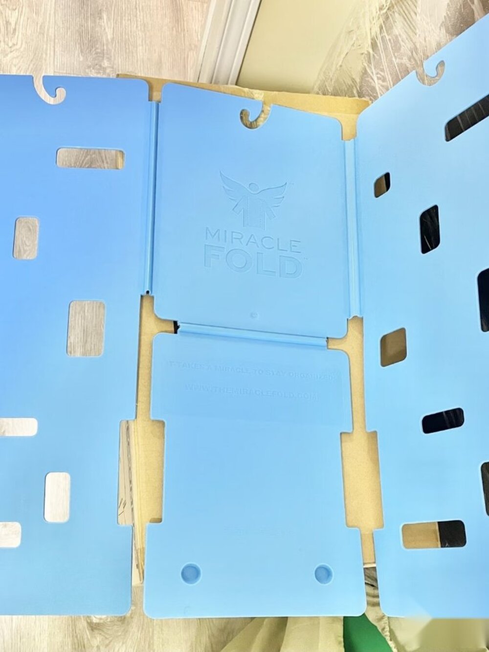Miracle Fold Shirt Folding Board Brand New